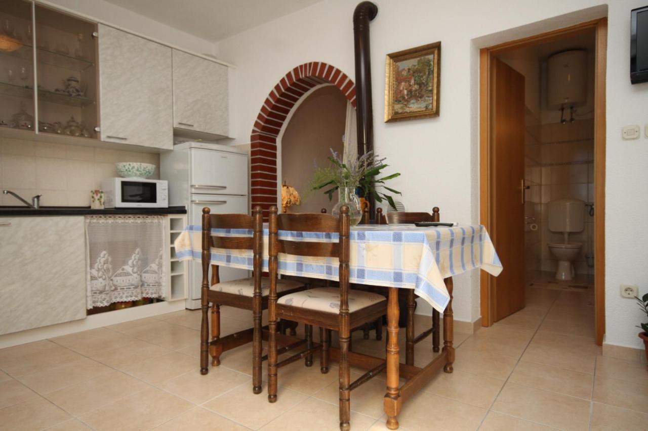Apartments With A Parking Space Makarska - 6792 Exterior foto